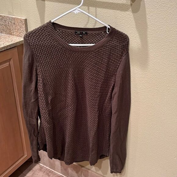 Lety and Me woman's brown sweater with patchwork elbows - Picture 1 of 12